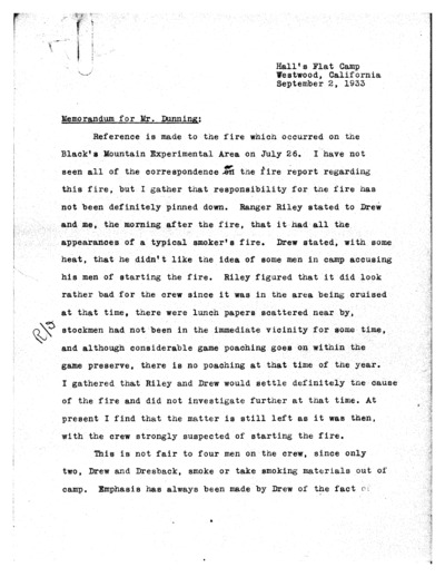 Correspondence between Hormay and others from early September 1933 to late September 1933 concerning a fire on the Black