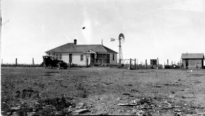 Davis Farm - Buildings