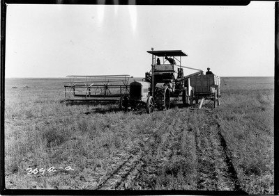 Combine Harvester Thresher