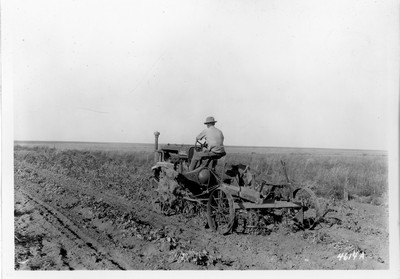 Farmall Bean Puller