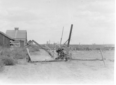 Threshing Scenes