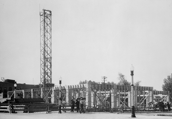 Construction of the Baxter Hotel, Bozeman, Montana