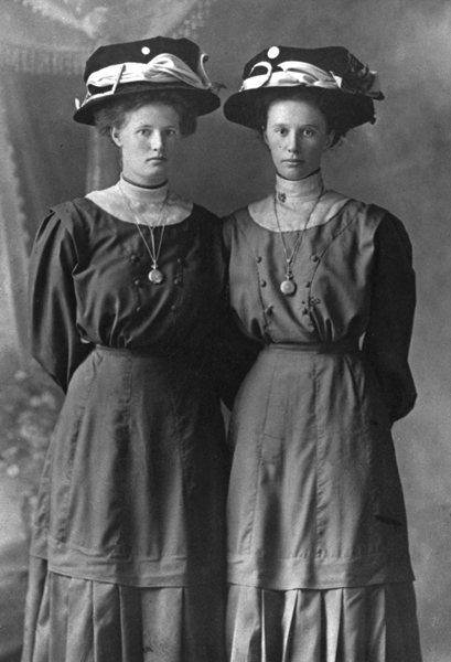 Jennie and Anna Bas, Manhattan, Montana