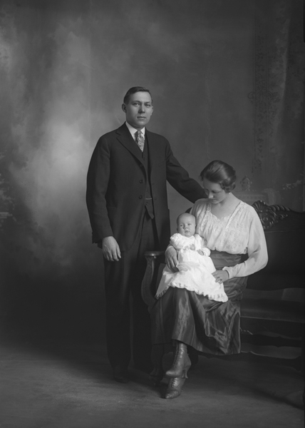 Family Portrait of Lars L. Kalberg and Family, Harlowton, Montana