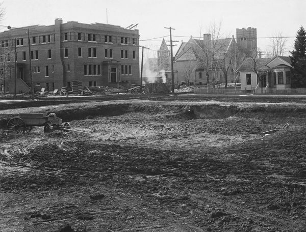 Construction of Federal Post Office Building, Bozeman, Montana