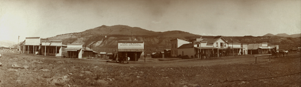 Panorama view of Gardiner, Montana