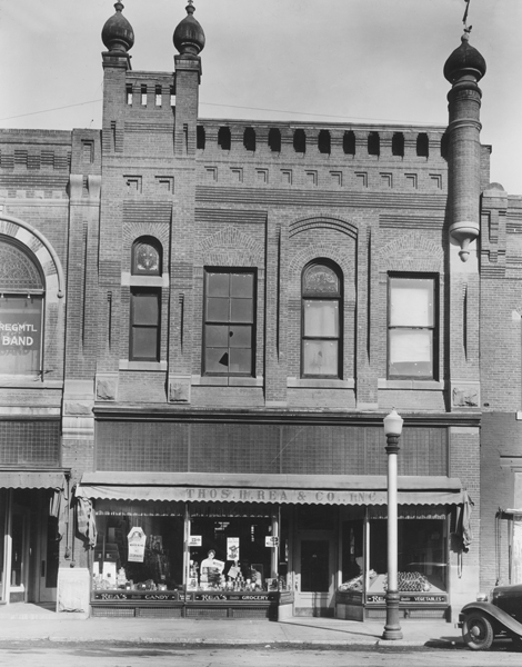 Thos. H. Rea Business on Main Street, Bozeman, Montana
