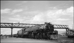 NP X5142E, with NP 5142, Class Z-8, leaving Missoula.