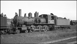 DM&IR RY steam locomotive 21, 4-6-0 at service center in Proctor MN