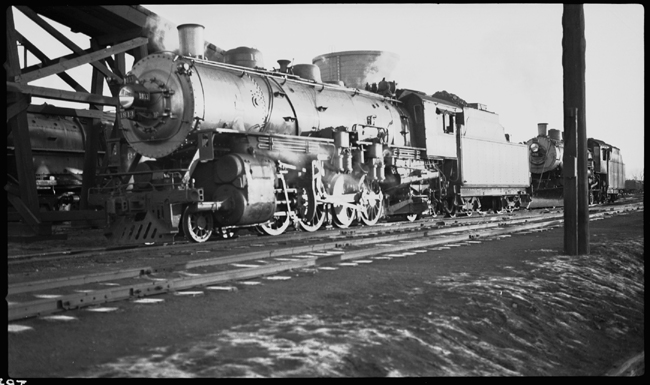 NP 1813, Class W-3 at coaling facility in Jamestown, ND