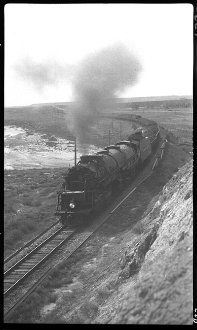 NP 5008, Class Z-5 on X5008E crossing Glendive Creek