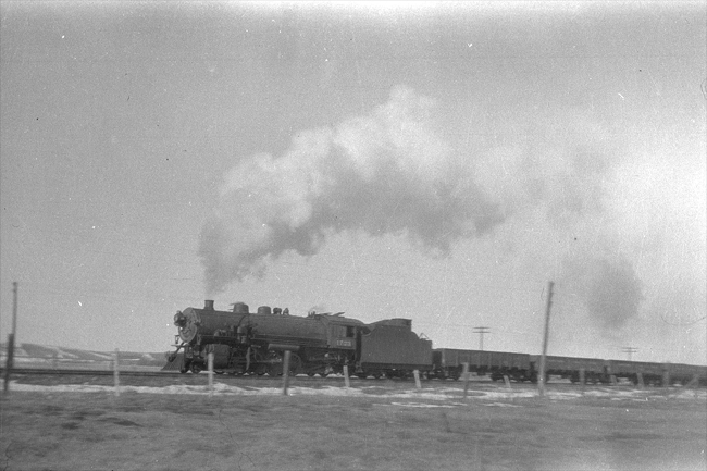 NP 1723, Class W-3 with X1723W hauling coal empties at Roberts 