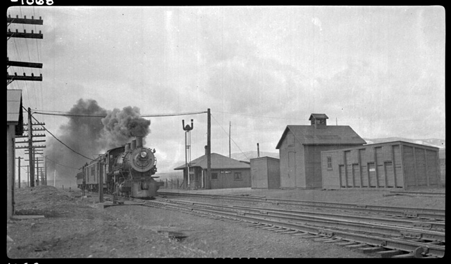 NP 1356, Class S-4 pulling Train No. 264 passing De Smet