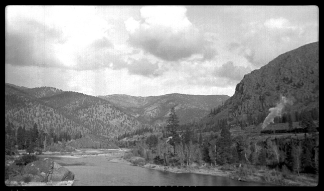 NP 1838, Class W-5 as X1835E near Rivulet, MT