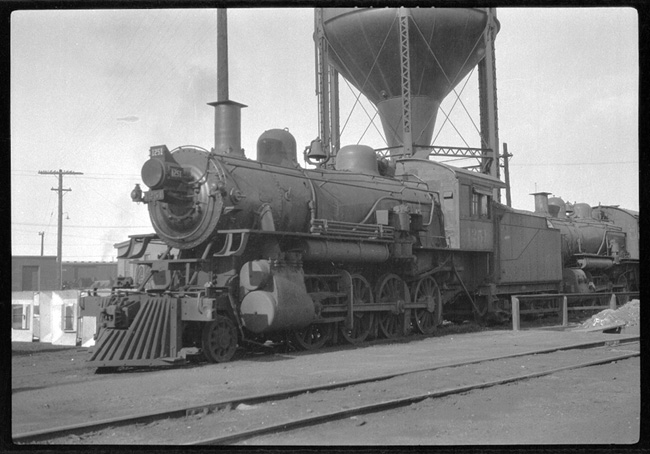 NP 1251, Class Y-2 on storage track in Tacoma