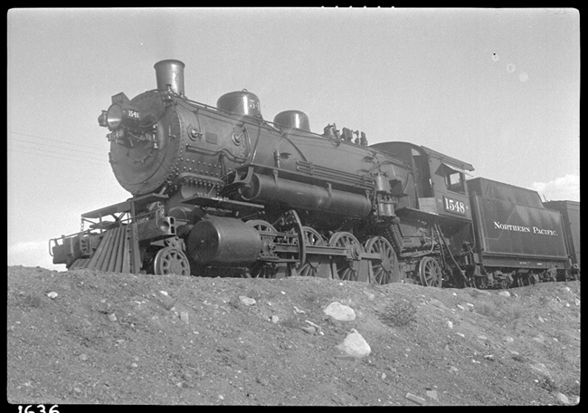 NP 1548, Class W in Gardiner making switch move