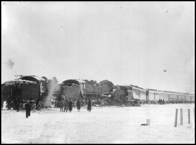 Head-on collision of two NP passenger trains at Knowlton, ND which is today called Boyle, ND.  Collision involved 3 Class P-2 locomotives, Nos. 240,241, and 249. 