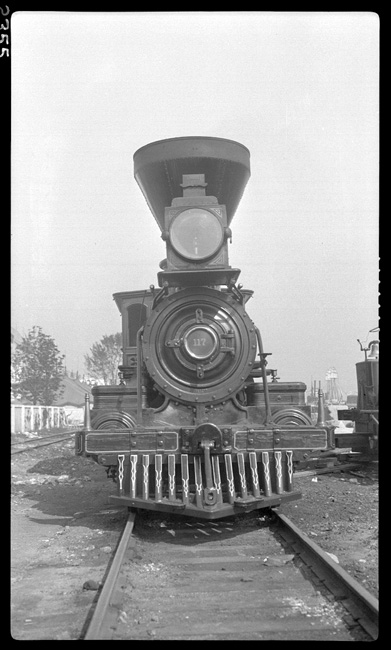 B&O 117 front view while on display at Chicago, IL.
