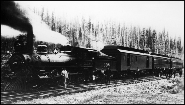 NP 398, Class E with passenger train on Wallace Branch.