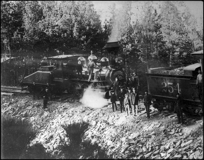 B&MR 249 & tender of B&MR 254, with lots of people posing for camera at unknown location or date