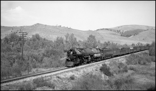 NP X5133W with NP 5133, Class z-8 near Blossburg