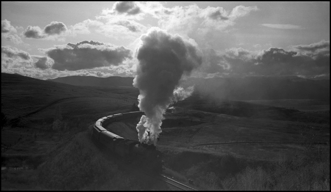 NP No. 3 with NP 2240, Class Q-5 near Nagos