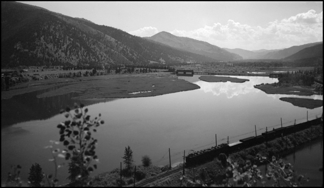 MILW Train X55W at Bonner, MT
