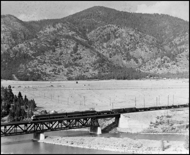 New NP FT diesel 6003 on X6003W, on bridge, Bonner, MT.
