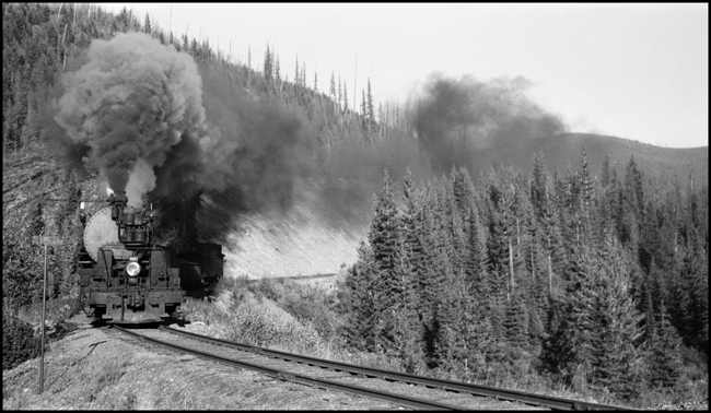 NP Extra 4021 West, powered by Class Z-3 no. 4021, near Borax, Montana.