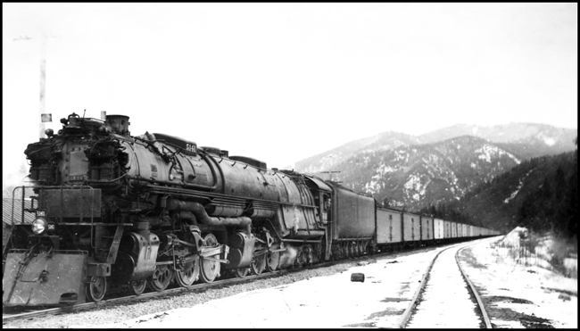 NP X5141W with NP 5142, Class Z-8 handling Refer special No. 8, near Rivulet, with snow on the ground.