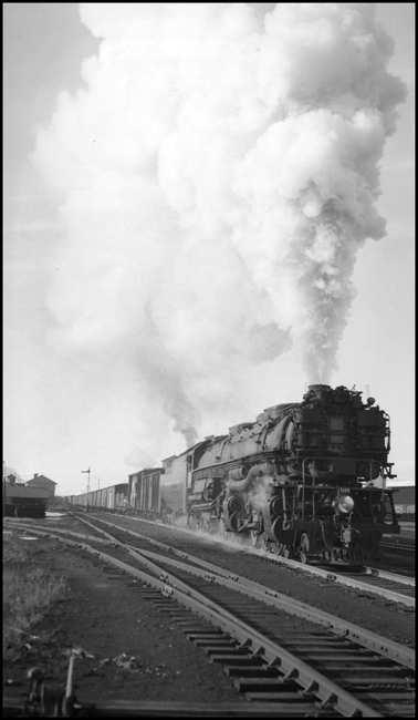 NP 5105,  Class Z-6 with X5105E leaving Missoula 