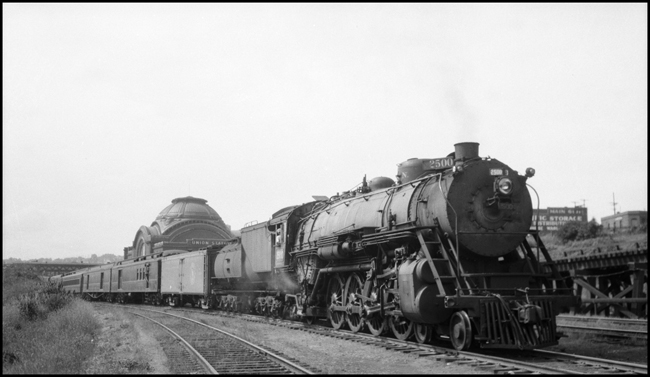 GN Train No. 460, with GN 2500 passing Tacoma Union Station