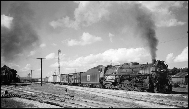 CB&Q No. 88 pulled by CB&Q 5620 at LaCrosse, WI