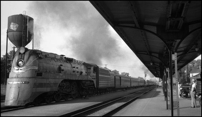 MILW No. 101 with streamlined MILW 100 at La Crosse, WI