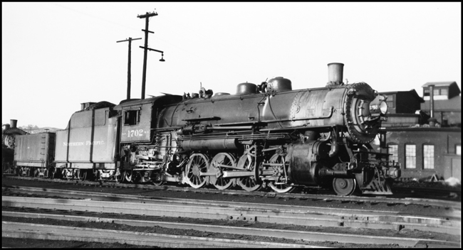 NP 1702, Class W-3 locomotive in yard outside the Duluth roundhouse