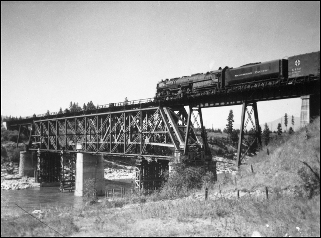 NP X5139W on bridge being upgraded, Belknap, MT.