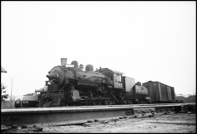 SP 1762 at Marysville, California.