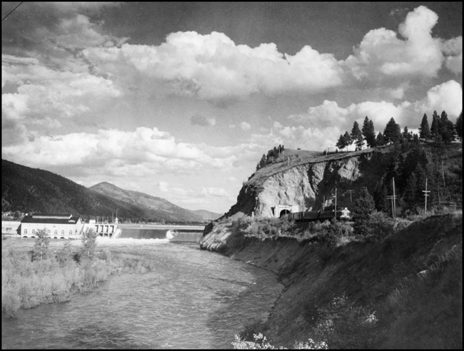 MILW train #15 and the dam, near Bonner, MT