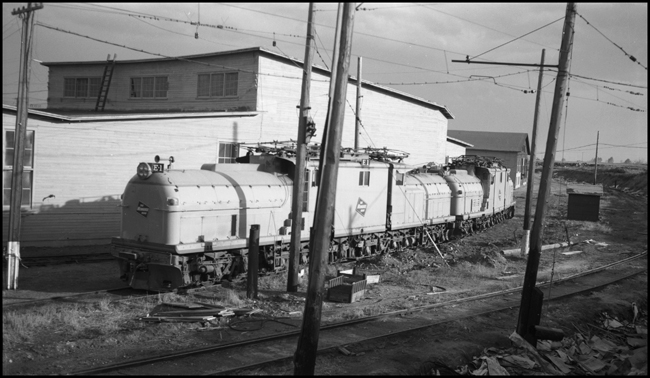 MILW E-1 and E-4 electric locomotives at Deer Lodge, MT.