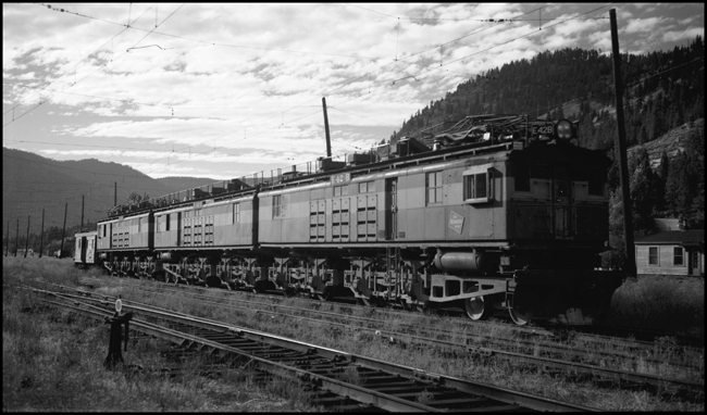MILW electric locomotive E-42 waiting for activation at Alberton, setting with pantograph arms down. 