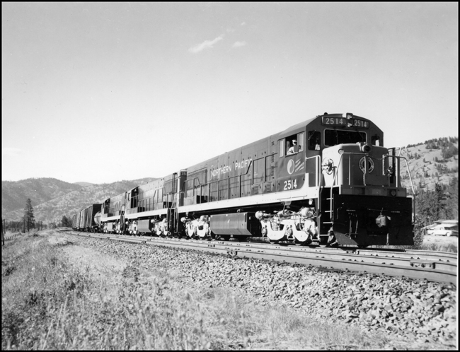 NP X2514E near Clinton, east of Missoula