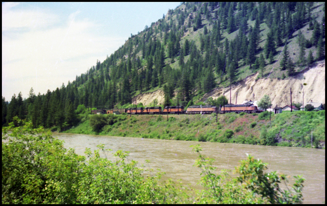 MILW X E-73, E-20, 189, 183 and 17 near Superior