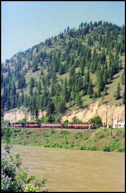 MILW X E-73, E-20, 189, 183 and 17 near Superior