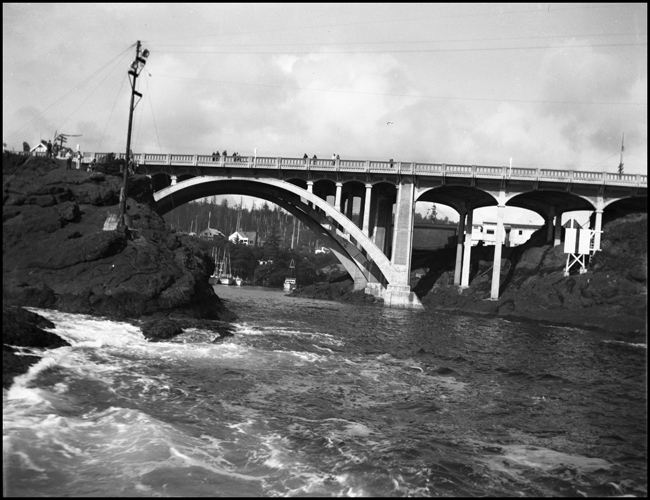Photo is of a bridge at Depoe Bay, OR.