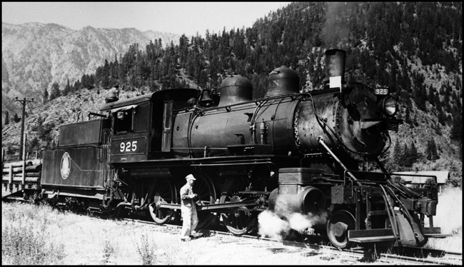 GN 925, a 4-6-0 at Leavenworth, Washington.