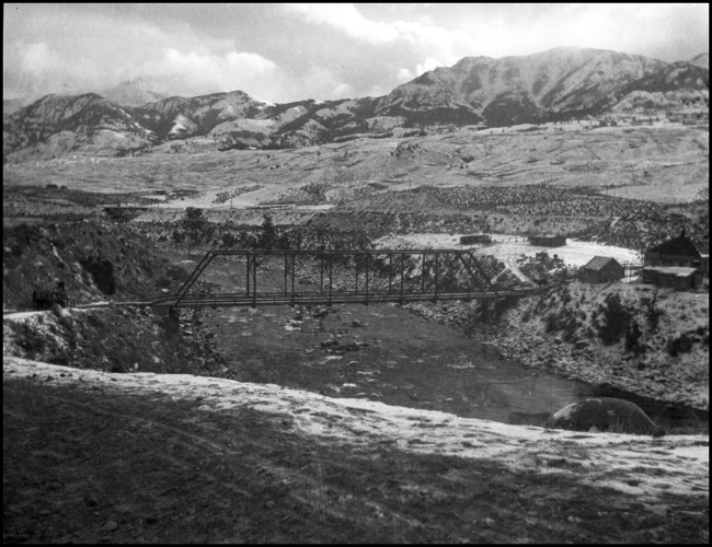 Truss bridge across the Yellowstone River at Gardiner, Montana.