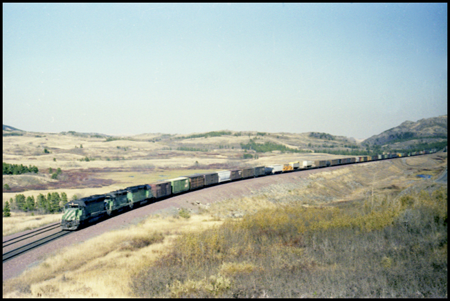 BN X6559-2544-921W moving west of E Glacier, MT.