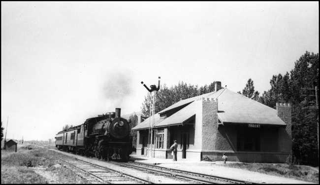 NP 2213, a 4-6-2 Pacific Class Q-4 with train No. 221 at the Trident, Montana depot.