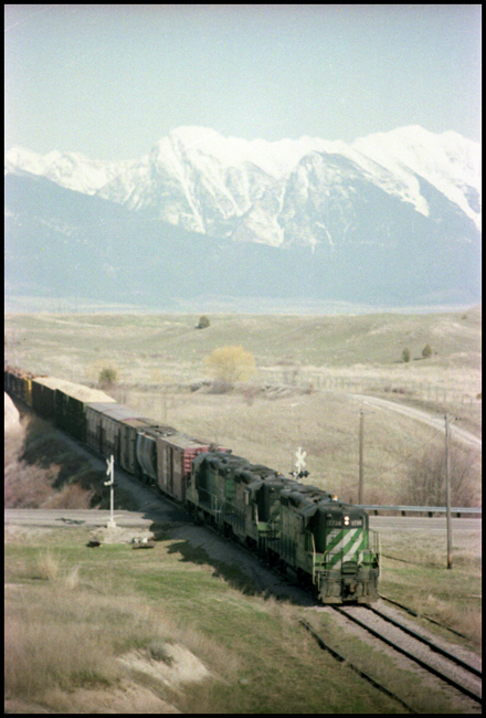 BN X1726-1711-1716E freight photographed near Moiese, MT
