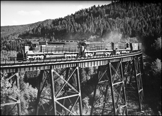 NP X3608E near skyline, MT